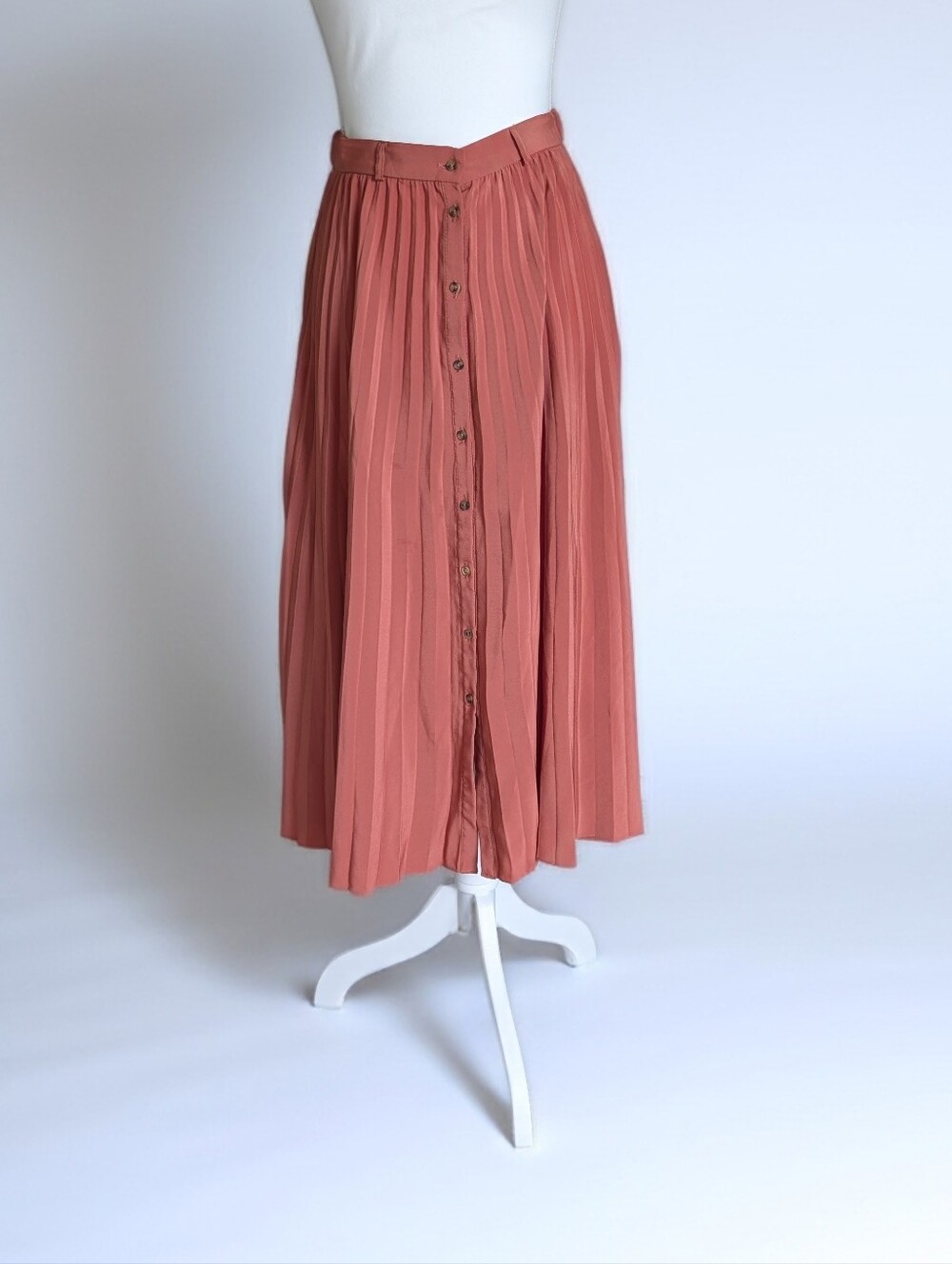 Women's Pleated Vintage Rusty Coral Button Down Skirt Size M